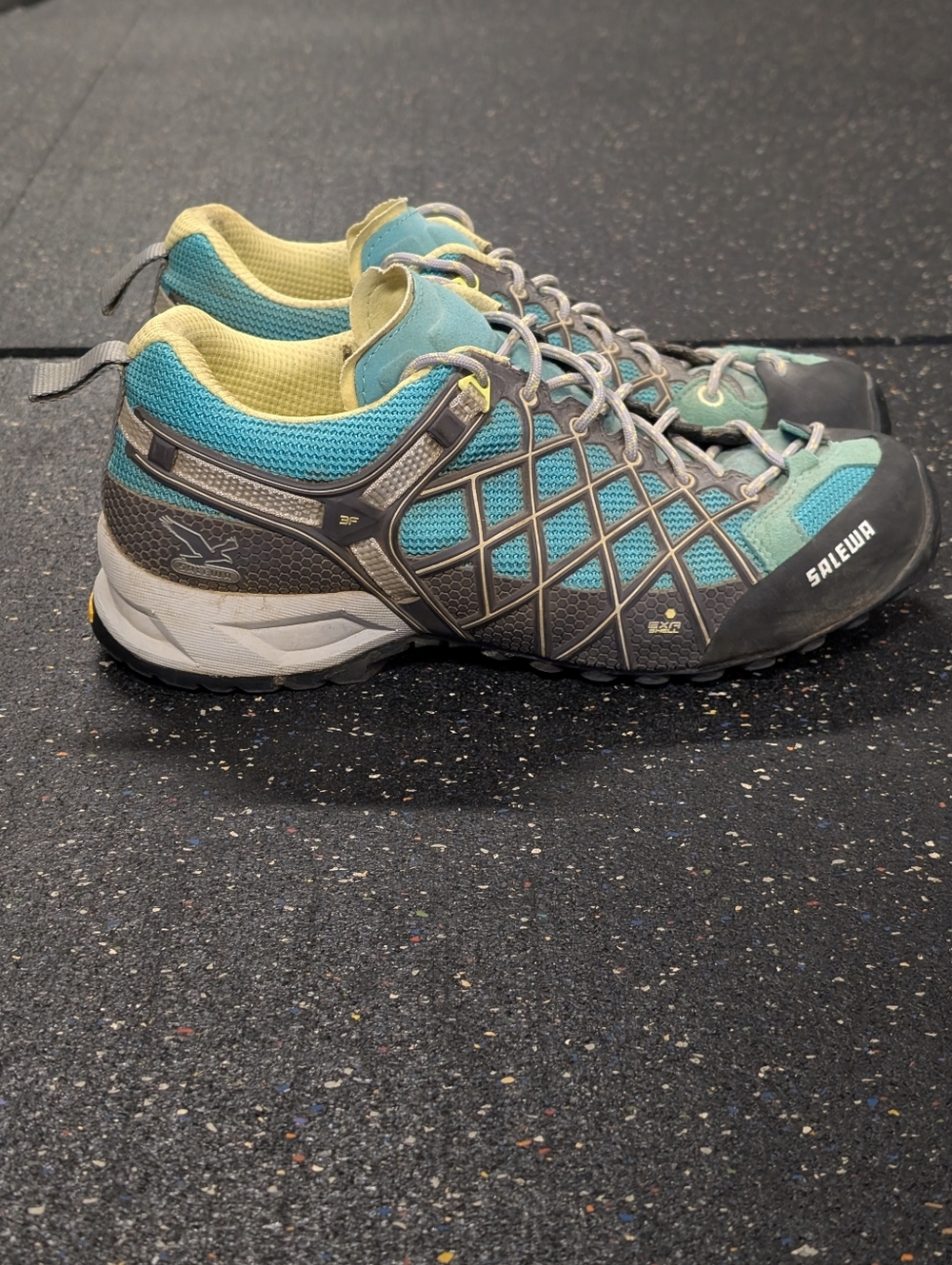 Women’s Salewa Wildfire Hiking Shoes Size 8